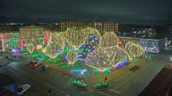 Weather camera view of Walton�s 5 & 10.