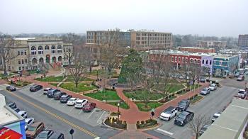 Weather camera view of Walton�s 5 & 10.