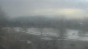 Weather camera view of Big Island Elementary School.