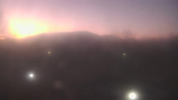 Weather camera view of Big Island Elementary School.