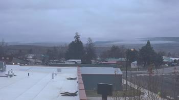 Weather camera view of Bridgeport High School.