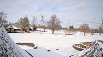 Weather camera view of Country Club of Detroit.