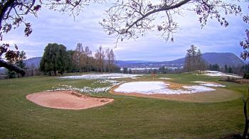 Weather camera view of Country Club of Harrisburg.