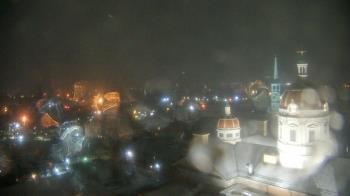 Weather camera view of The Yorktowne Hotel.