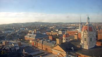 Weather camera view of The Yorktowne Hotel.