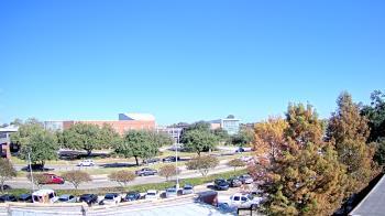 Weather camera view of Chalmette HS.