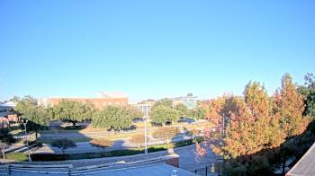 Weather camera view of Chalmette HS.