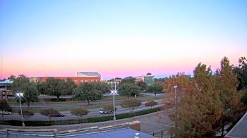 Weather camera view of Chalmette HS.