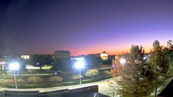 Weather camera view of Chalmette HS.