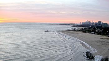 Weather camera view of Edgewater Beach.