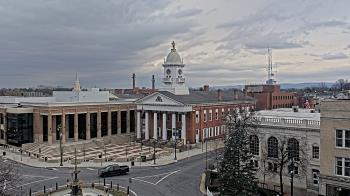 Weather camera view of Franklin County 11-30 Visitors Center.