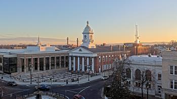 Weather camera view of Franklin County 11-30 Visitors Center.