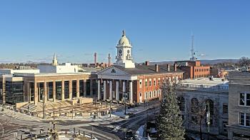 Weather camera view of Franklin County 11-30 Visitors Center.
