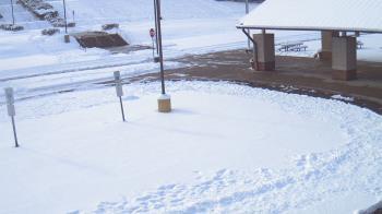 Weather camera view of West Vincent ES.