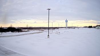 Weather camera view of Calcium Primary School.
