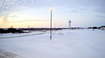 Weather camera view of Calcium Primary School.