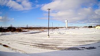 Weather camera view of Calcium Primary School.