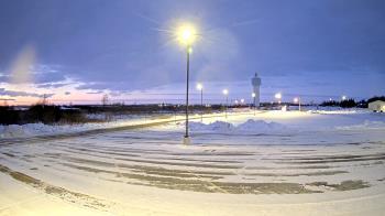 Weather camera view of Calcium Primary School.