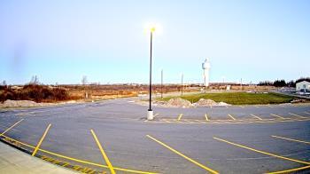 Weather camera view of Calcium Primary School.