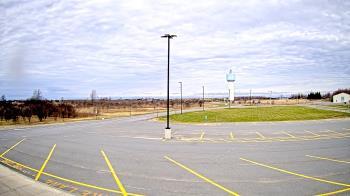 Weather camera view of Calcium Primary School.