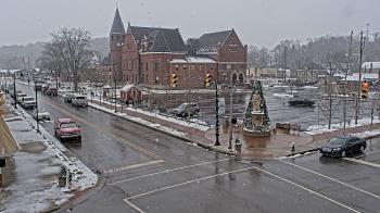 Weather camera view of City of Connersville.