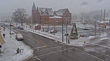 Weather camera view of City of Connersville.