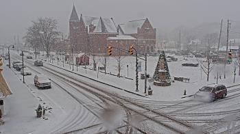 Weather camera view of City of Connersville.