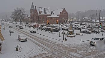 Weather camera view of City of Connersville.