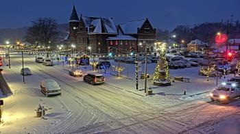 Weather camera view of City of Connersville.