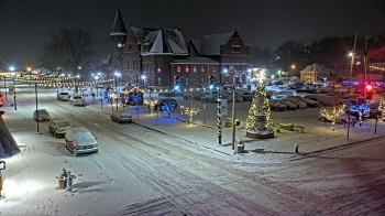 Weather camera view of City of Connersville.