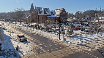 Weather camera view of City of Connersville.