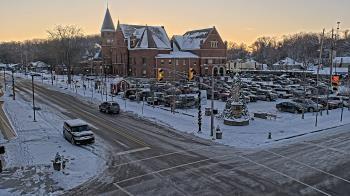 Weather camera view of City of Connersville.