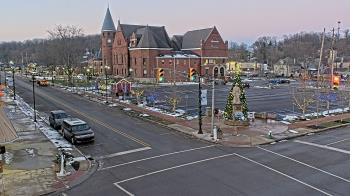 Weather camera view of City of Connersville.