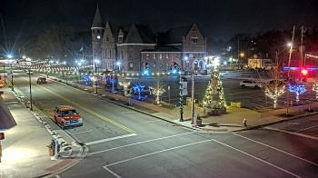 Weather camera view of City of Connersville.