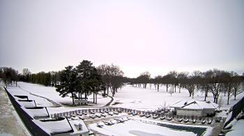 Weather camera view of Crystal Lake Country Club.