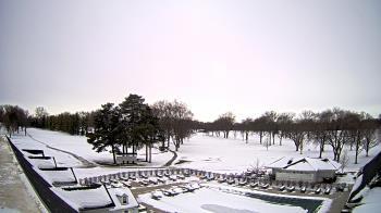 Weather camera view of Crystal Lake Country Club.