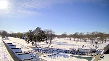 Weather camera view of Crystal Lake Country Club.