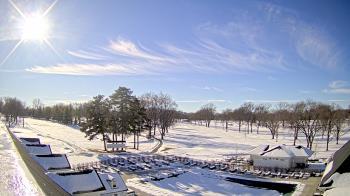 Weather camera view of Crystal Lake Country Club.