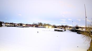 Weather camera view of Crestwood HS.