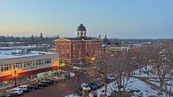 Weather camera view of City of Woodstock.