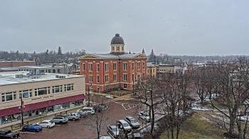 Weather camera view of City of Woodstock.