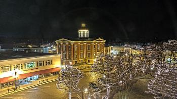 Weather camera view of City of Woodstock.