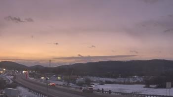 Weather camera view of Wessels Used Cars.