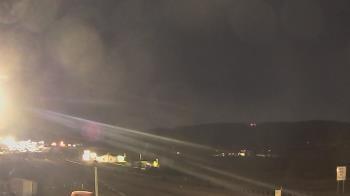 Weather camera view of Wessels Used Cars.