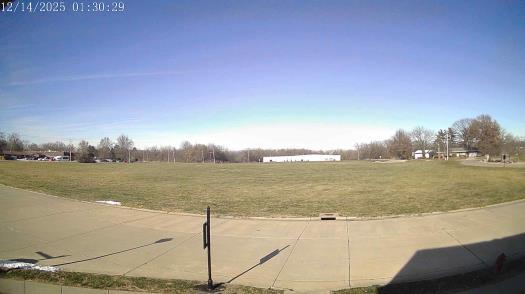 Weather camera view of The Oaks.