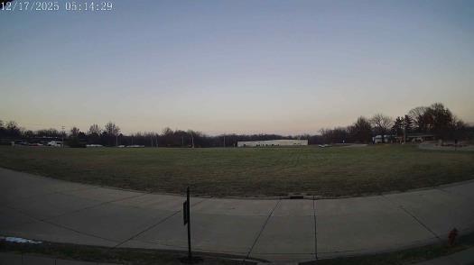 Weather camera view of The Oaks.