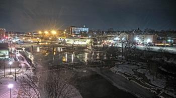 Weather camera view of City of Elgin.