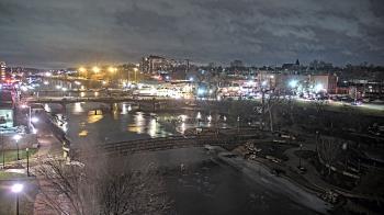 Weather camera view of City of Elgin.