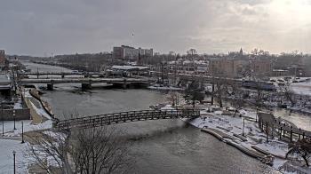 Weather camera view of City of Elgin.