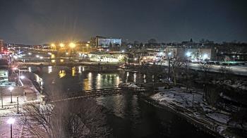 Weather camera view of City of Elgin.